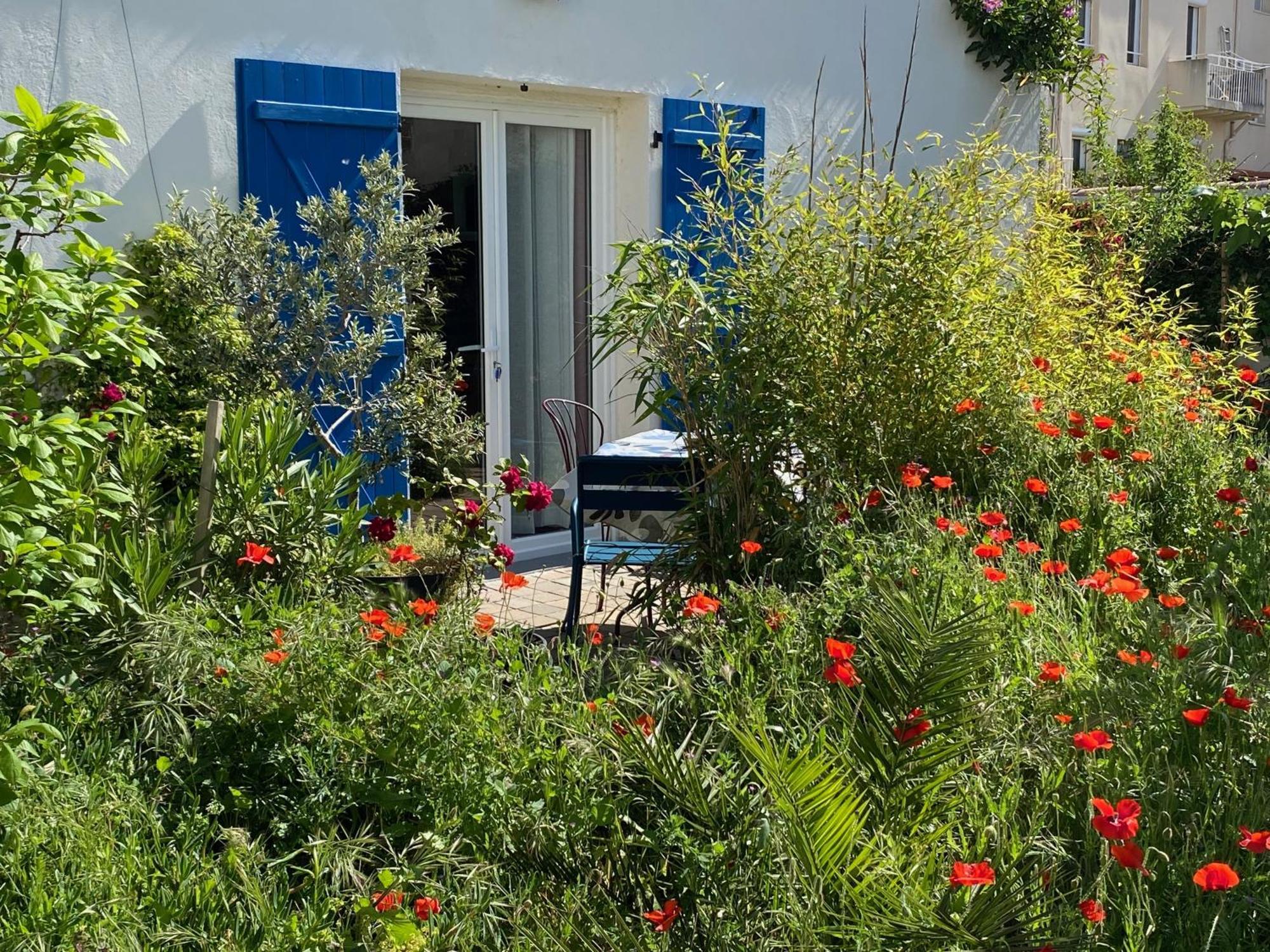 Maisonnette De Jardin Marseilles Buitenkant foto